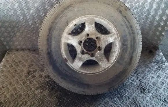 Hyundai Terracan R15 alloy rim 
