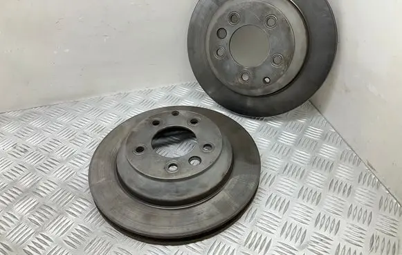 Volkswagen Touareg II Rear brake disc