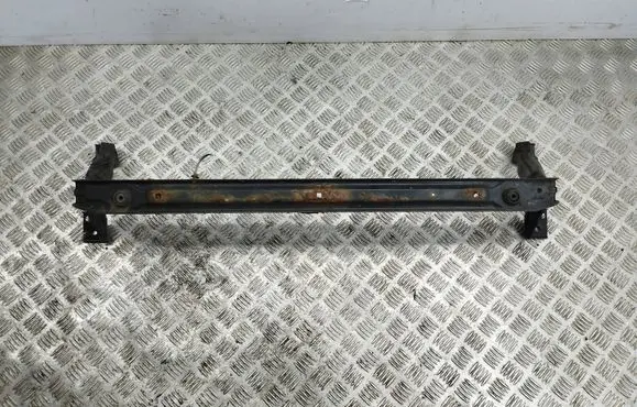 Volvo V40 Bottom radiator support slam panel 