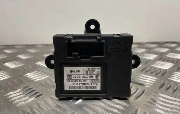 Jaguar XF X250 Door control unit/module 7G9T14B534BD