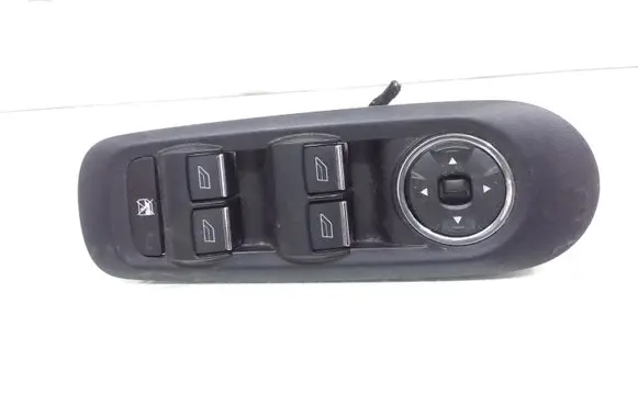 Ford Mondeo MK IV Electric window control switch 7S7T14A132AB