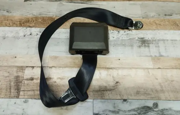 Audi A6 S6 C6 4F Rear seatbelt 4F0857805E 4F0857805