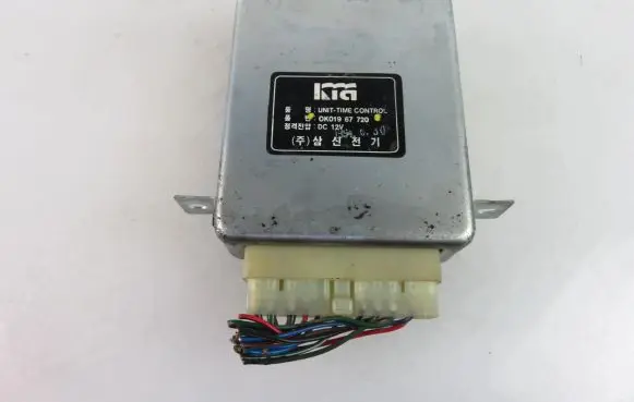 KIA Sportage Other control units/modules 0K01967720