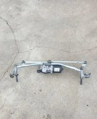 Citroen Berlingo Front wiper linkage and motor 9816558880 090221 1369W000074963