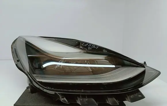 Tesla Model Y Headlight/headlamp 151495320E L1791 01531946