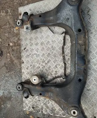 Volkswagen PASSAT B5.5 Front axle beam 