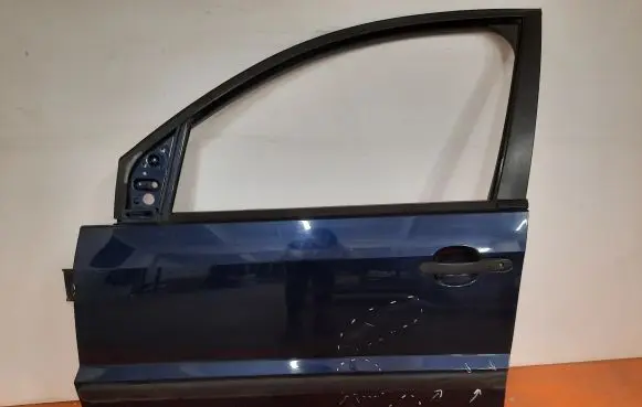 Ford Fusion Front door