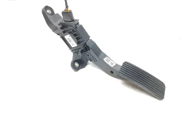 KIA Stonic Accelerator throttle pedal 09112018 114729 CN02881592