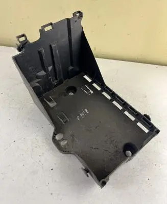 Battery box tray