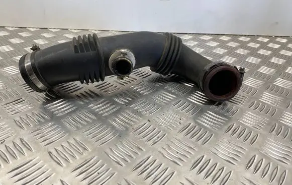 Peugeot 308 Air intake duct part 9656953680
