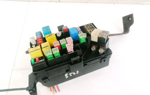 Hyundai H-1, Starex, Satellite Fuse box set