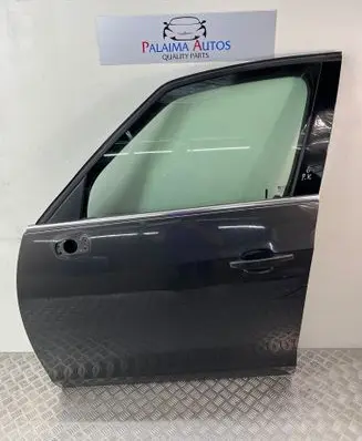 Opel Zafira C Front door