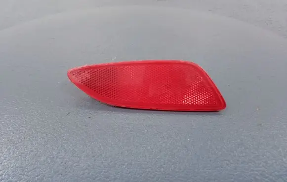 KIA Ceed Number plate light 92405-J7000
