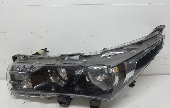 Toyota Corolla E160 E170 Headlight/headlamp 8117002E7100 8117002E71 16159S