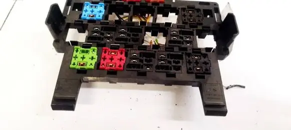 Volkswagen Sharan Fuse box set