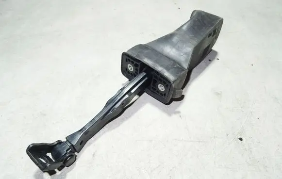 Volkswagen PASSAT B8 Front door check strap stopper 3G0837267 3G0837249A