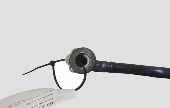 Opel Astra K Fuel line pipe