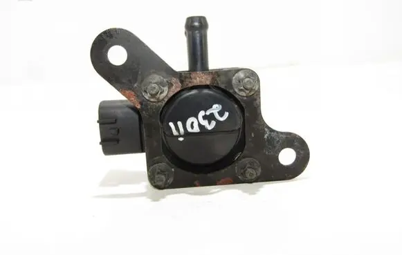 Mitsubishi Outlander Oil pressure sensor 1865a184