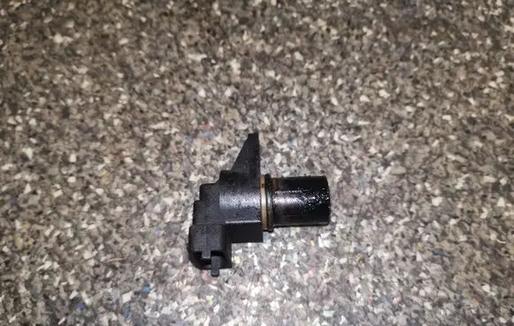 Mercedes-Benz A W169 Camshaft speed sensor A0031539728