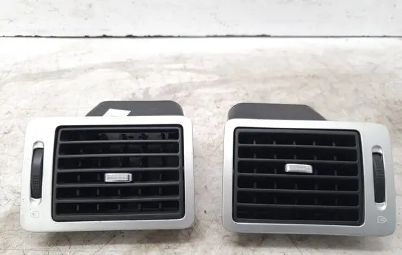 Peugeot 307 CC Dashboard side air vent grill/cover trim 9634499077 9634498977