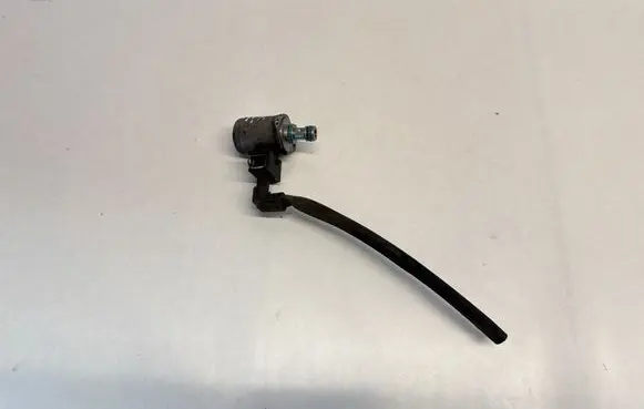 Mercedes-Benz C W204 Hydraulic servotronic pressure valve 613664