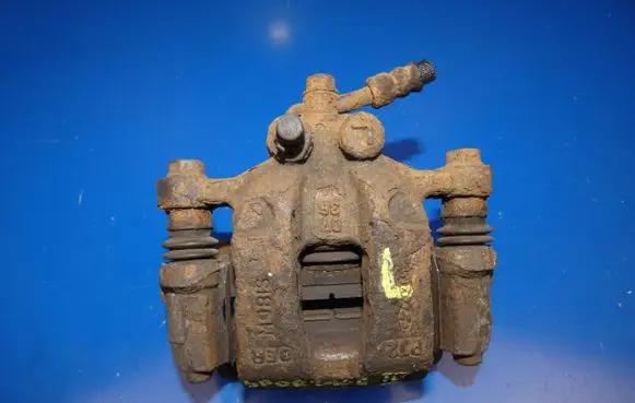 KIA Sportage Rear brake caliper 