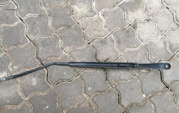 Renault Megane III Front wiper blade arm 288860005R