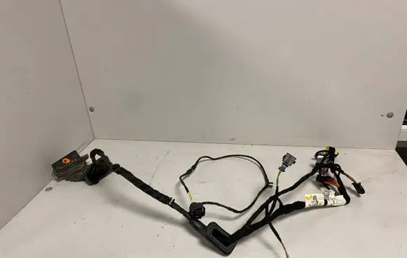 Volkswagen Scirocco Front door wiring loom 1K8971121N 60C8401 3071107410