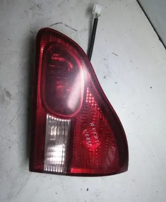 Toyota Avensis Verso Tailgate rear/tail lights