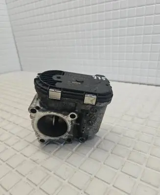 Renault Laguna III Throttle valve 8200330810 8200330812 0281002685