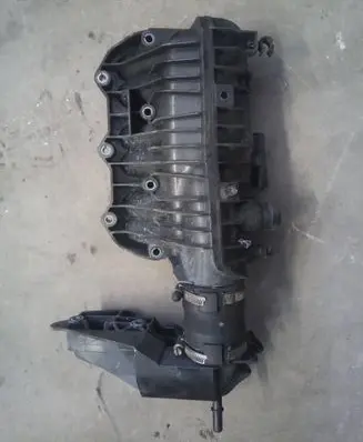 Ford Focus Intake manifold
