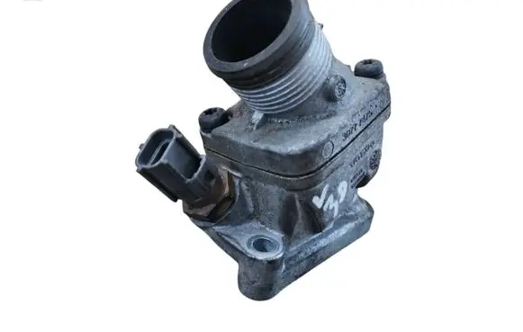 Thermostat/thermostat housing