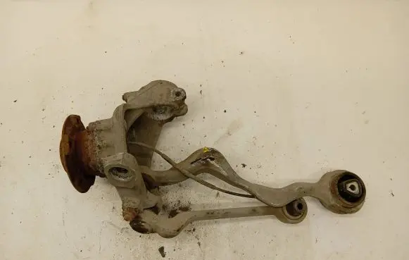 BMW 1 E81 E87 Front wheel hub spindle knuckle 676444403