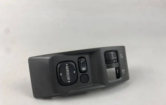 Subaru Impreza III Wing mirror switch