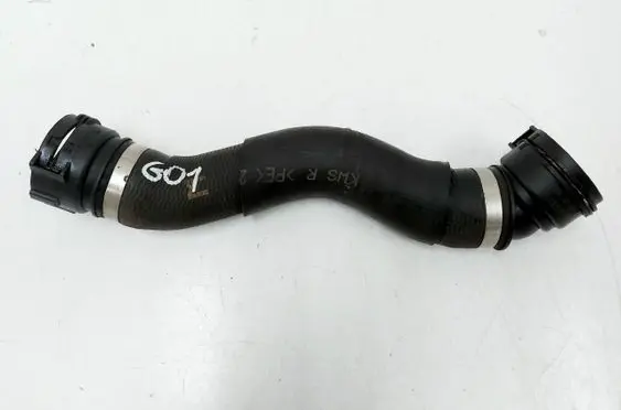 Engine coolant pipe/hose