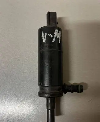 Audi A4 S4 B6 8E 8H Headlight washer pump 3B7955681