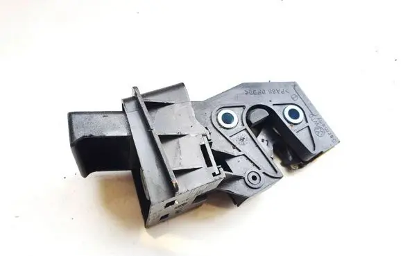 Volkswagen PASSAT B5.5 Seat back rest lock catch 3b0885737 3b0885738