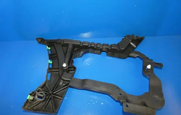Volvo S90, V90 Rear bumper mounting bracket 31425065