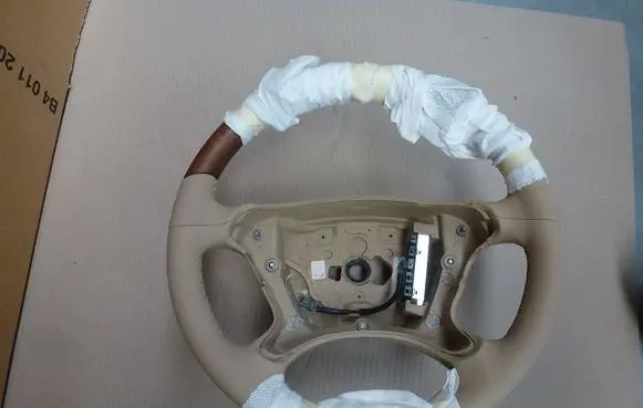Mercedes-Benz CLS C219 Steering wheel A2194600303