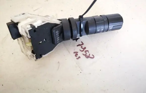 Nissan Qashqai Indicator stalk niles14425