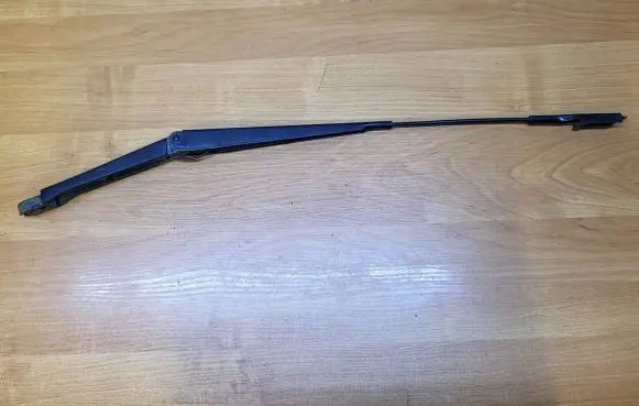 Volvo XC90 Windshield/front glass wiper blade 30753819