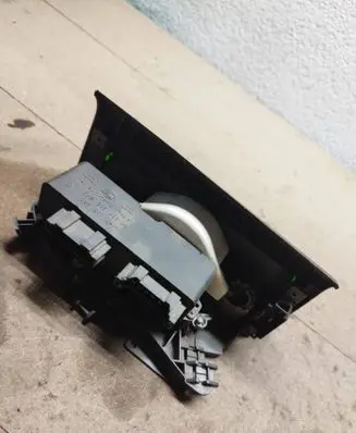 Volkswagen Golf IV Climate control unit 357820045