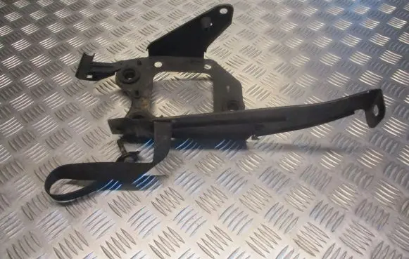 Ford Focus Battery box tray 