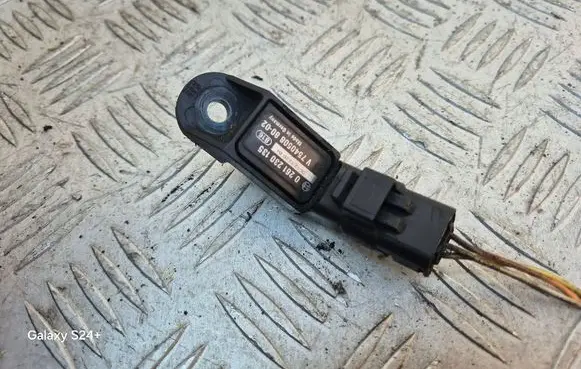Mini One - Cooper Coupe R56 Air pressure sensor 0261230135 V754050880 7540508