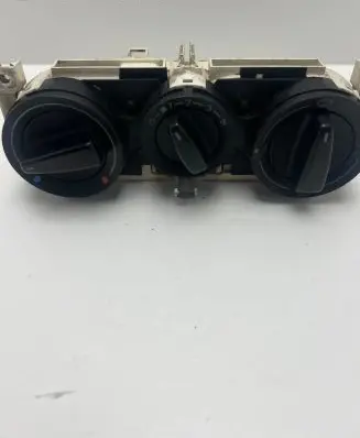 Volkswagen Golf IV Climate control unit 1J0819045A