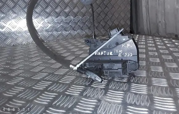 Renault Captur Rear door lock 825019254R