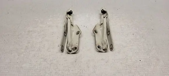 Volkswagen Transporter - Caravelle T5 Engine bonnet/hood hinges 7H0823301D