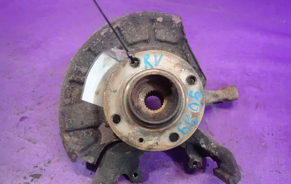 Seat Ibiza II (6k) Front wheel hub spindle knuckle