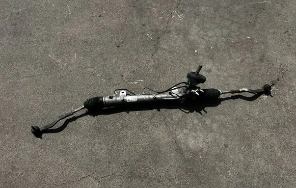 Dacia Sandero II Steering rack 490016602R M051568