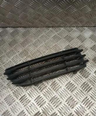 Mitsubishi Colt Front bumper lower grill
